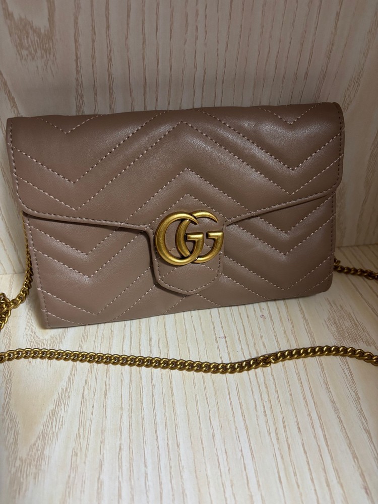 Gucci makeup bag