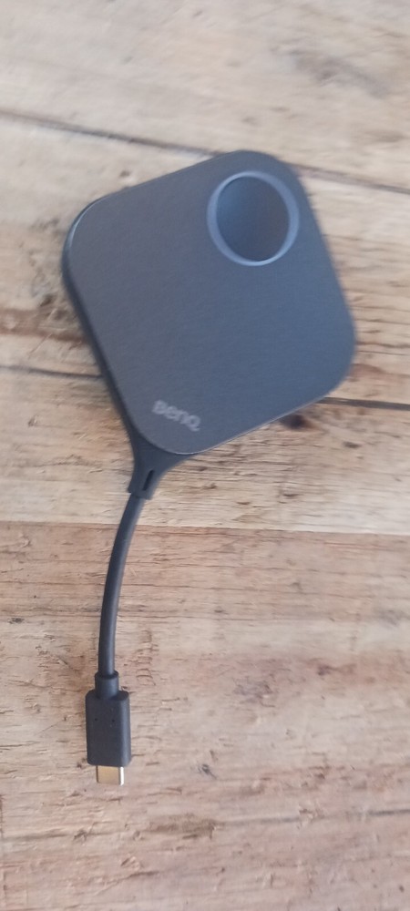 BenQ InstaShow USB-C Button  WDC10TC  puck