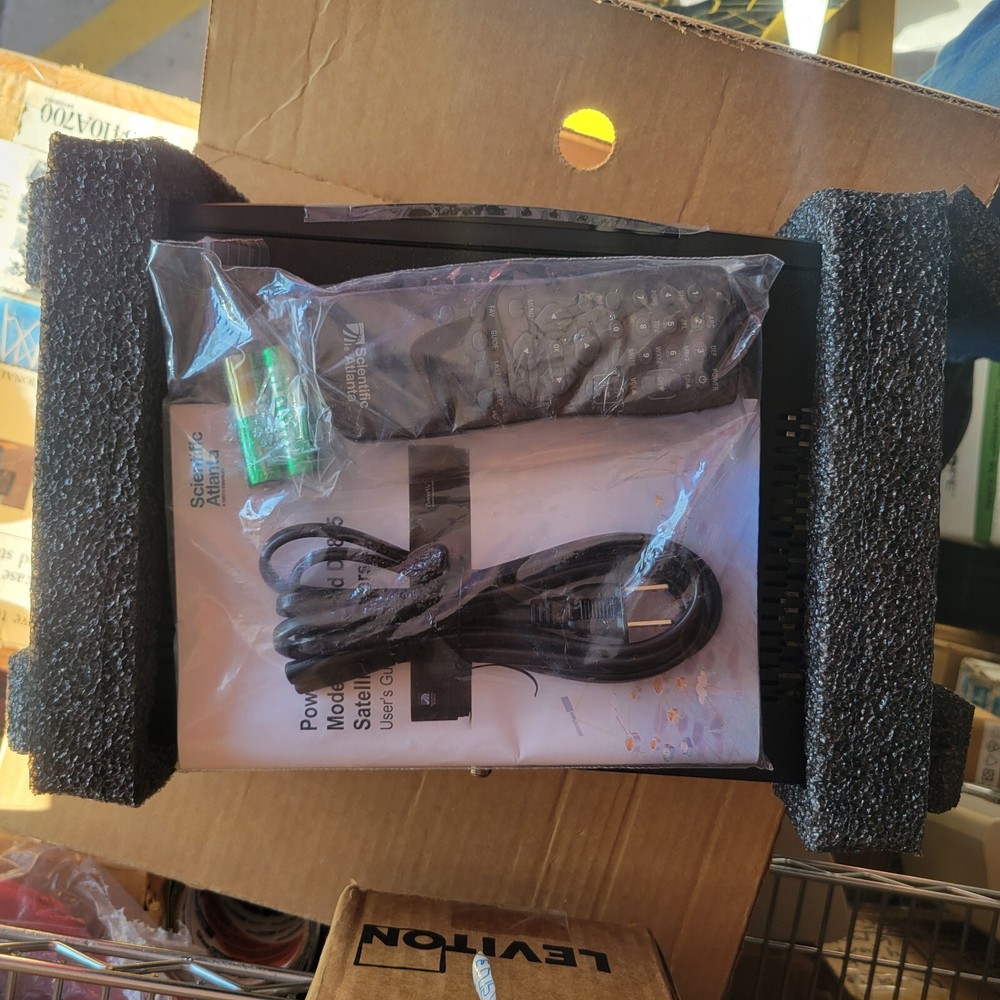 Scientific Atlantic D9834 PowerVu Satellite Receiver