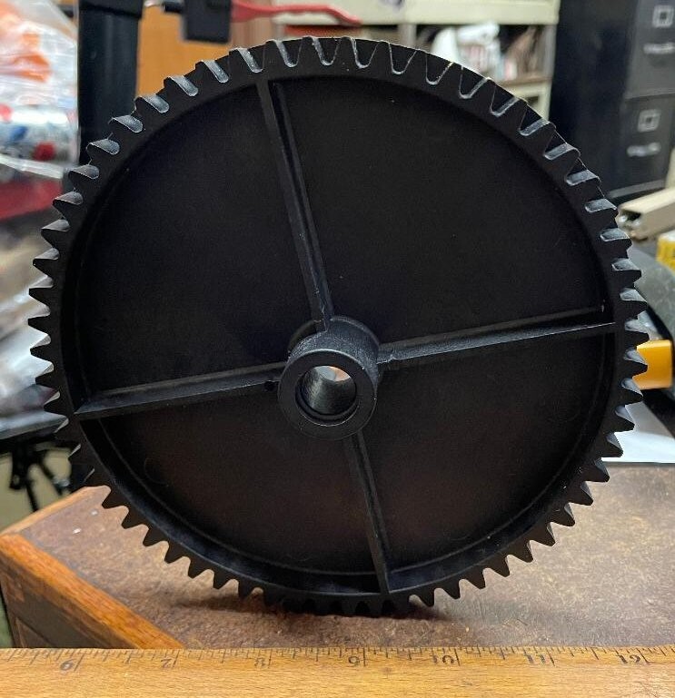 V5 - Plastic Gear (NOS)
