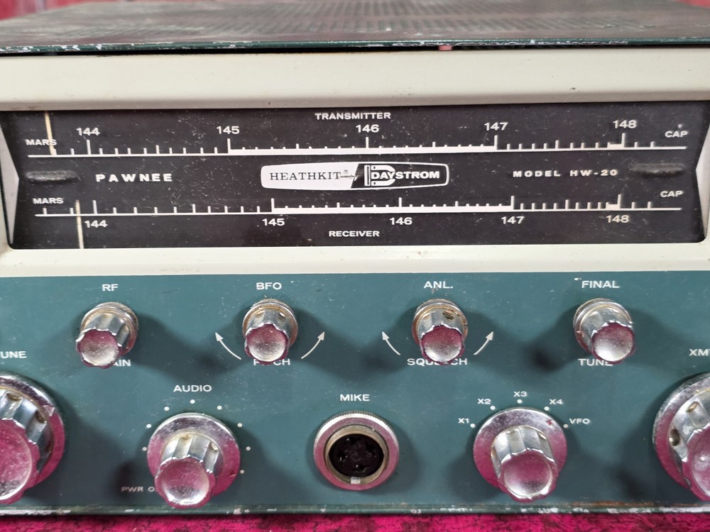 HeathKit HW-20 Ham Radio Pawnee Transceiver - READ DESCRIPTION