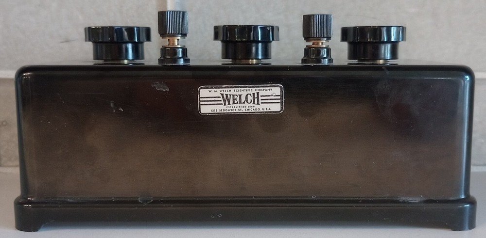 SARGENT WELCH BAKELITE RESISTANCE DECADE BOX