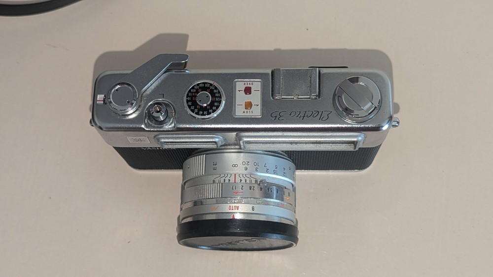 Yashica GS Electra 35 Vintage 35mm Camera Untested