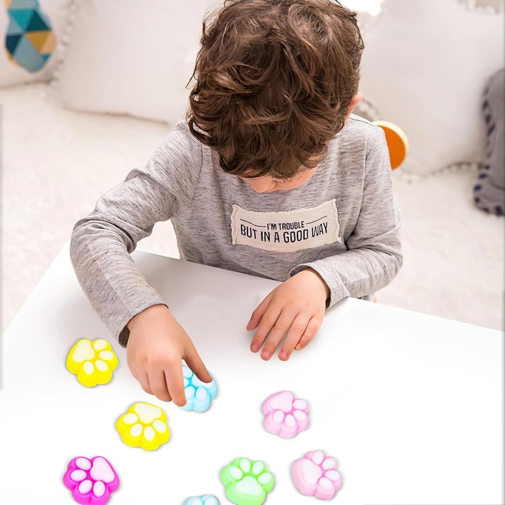 Easter Eggs Plastics with Cat Squish Toys Inside