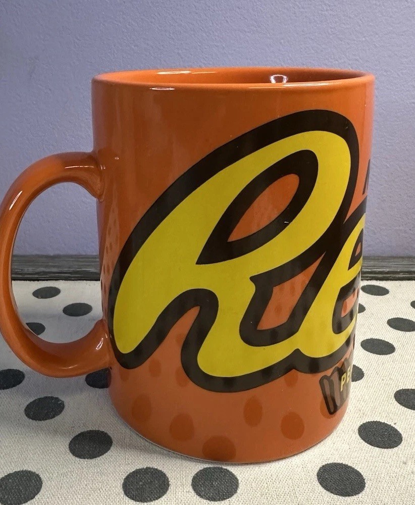 Hershey’s Reese’s Peanut Butter Cup Mug 24 Ounce Ceramic Cup EUC Coffee Candy