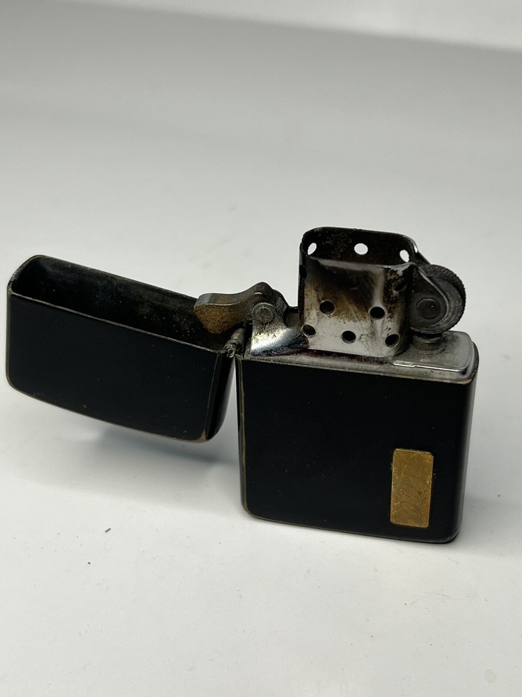 Zippo Classic Matte Black Lighter - with Initials SAO gold plaque