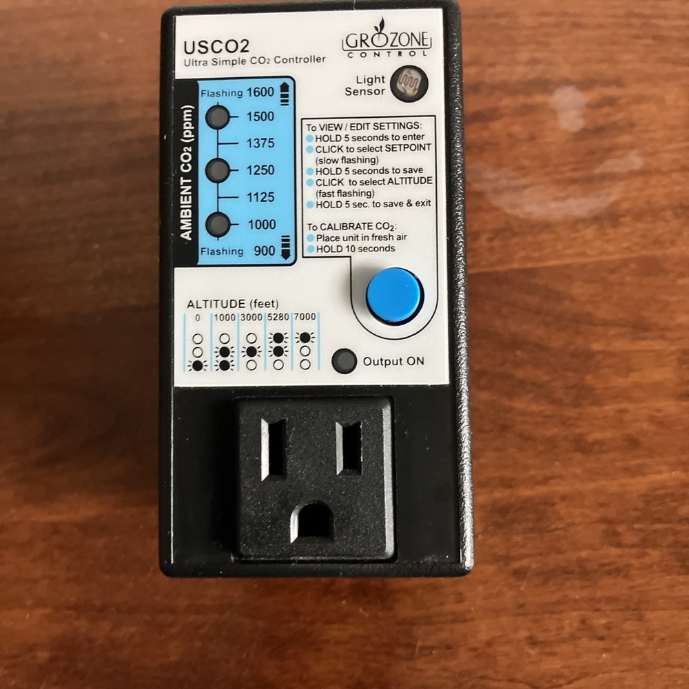 Grozone Controls USCO2 0-2000 PPM Single Zone Ultra Simple CO2 Controller