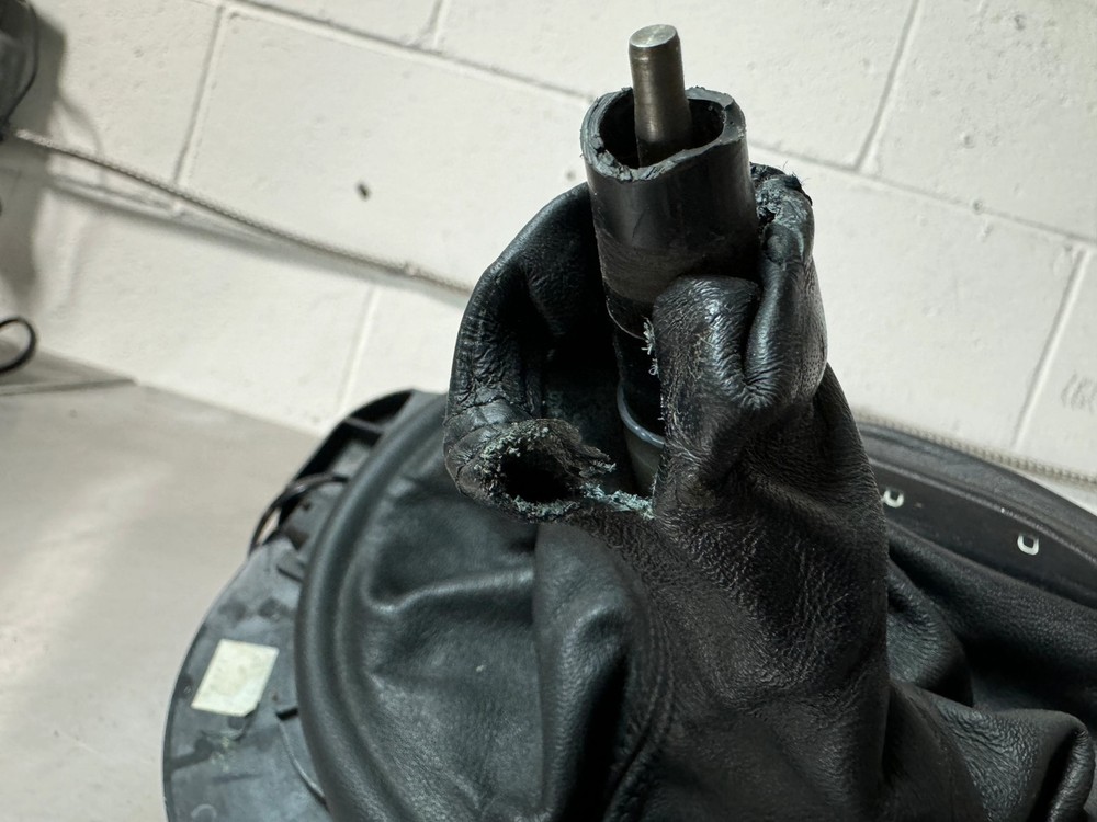 1997 - 2004 CORVETTE C5 AUTOMATIC SHIFTER ASSEMBLY #24-01