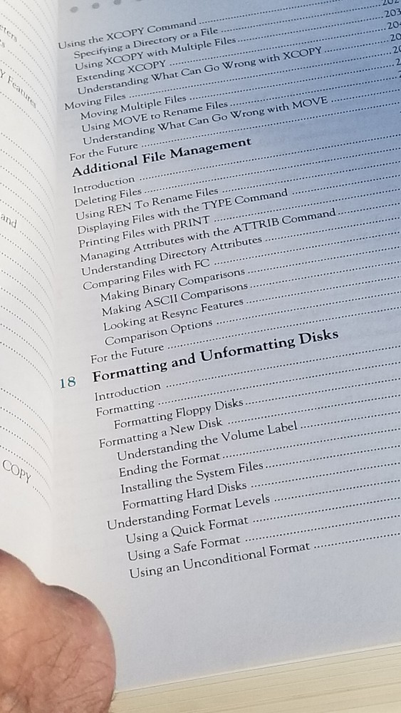 VINTAGE ELECTRONICS BOOK PETER NORTON'S DOS 6 GUIDE