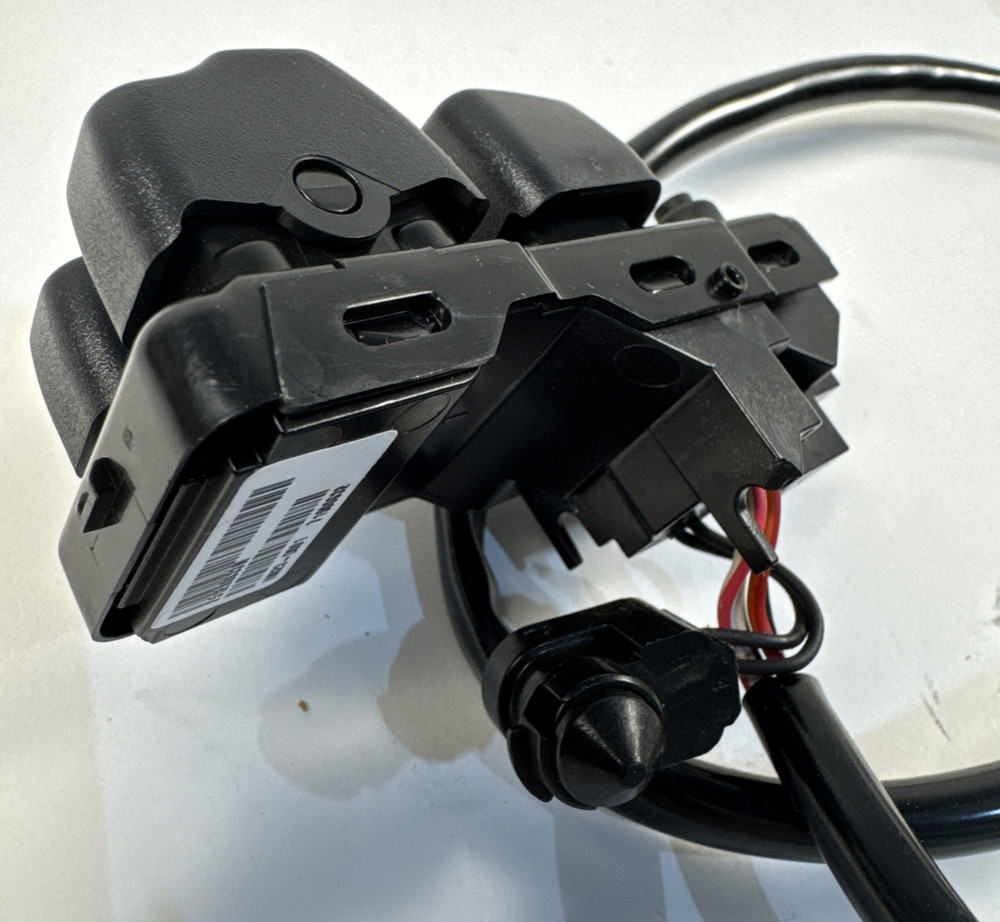 HARLEY DAVIDSON GENUINE LEFT HANDLEBAR SWITCH CONTROL ASSEMBLY 71500132