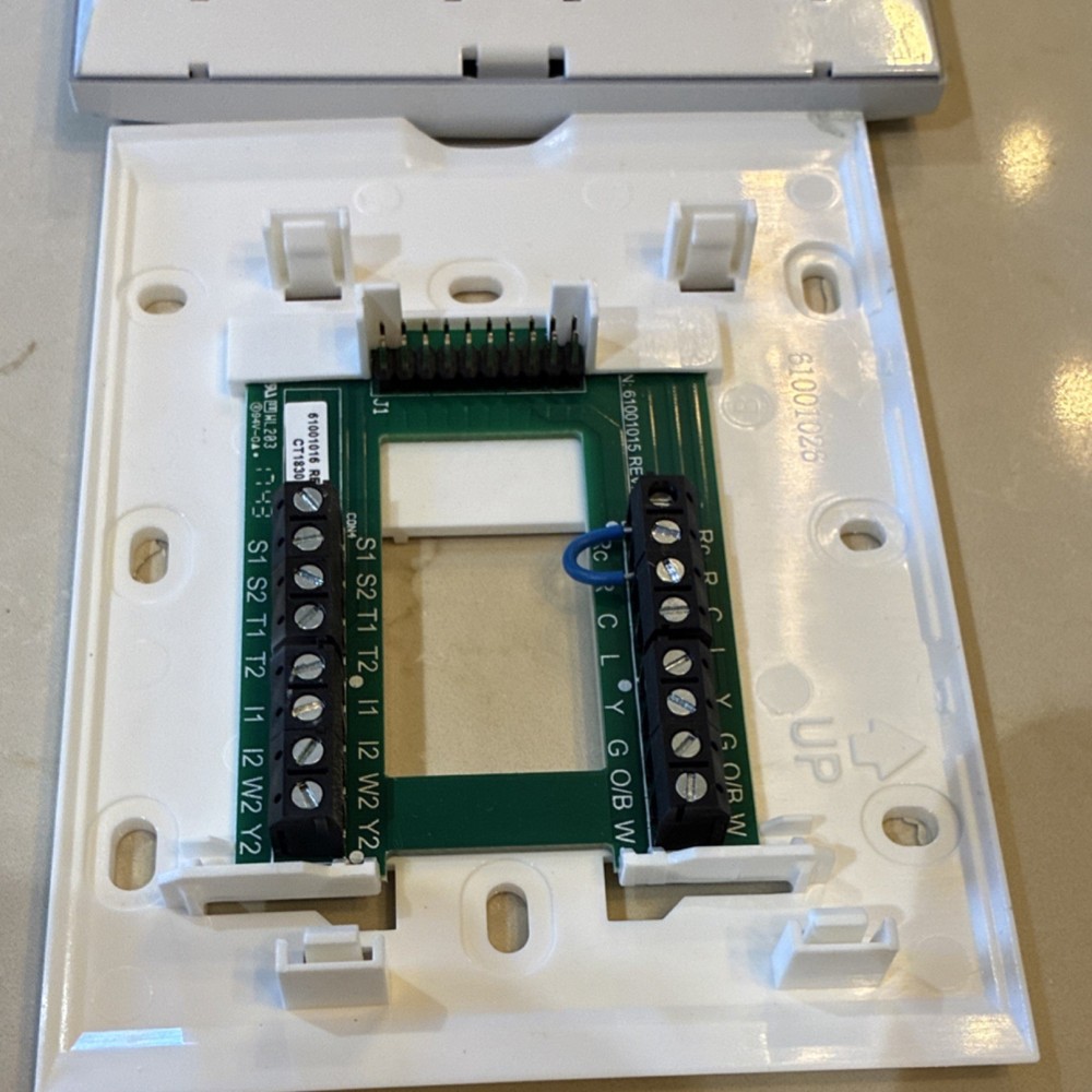 White Digital Non-Programmable Thermostat LCD Display Adjustable 8-Wire