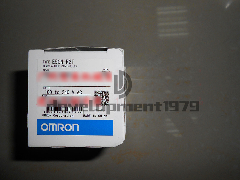 One Omron E5CN-R2T Temperature Controller 100-240VAC NEW IN BOX
