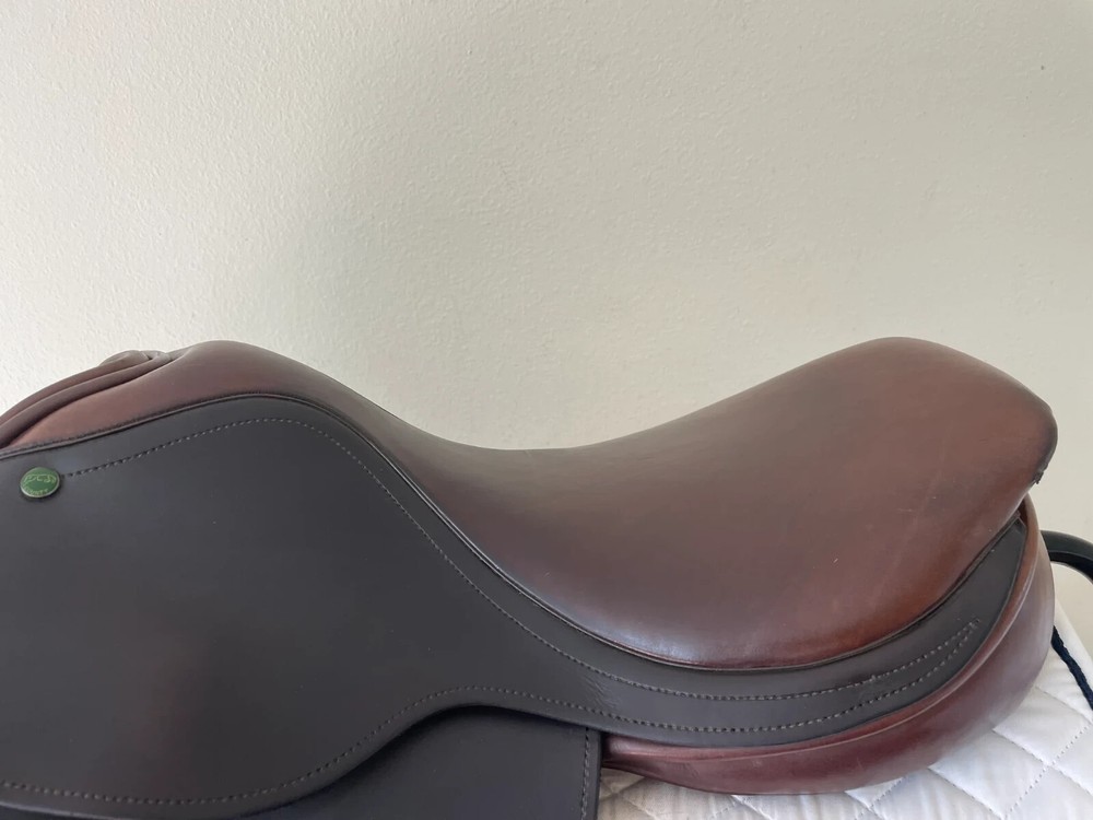 17 - 2020 County Stabilizer, Forward Flap, Medium Wide Tree - Very Nice Conditio