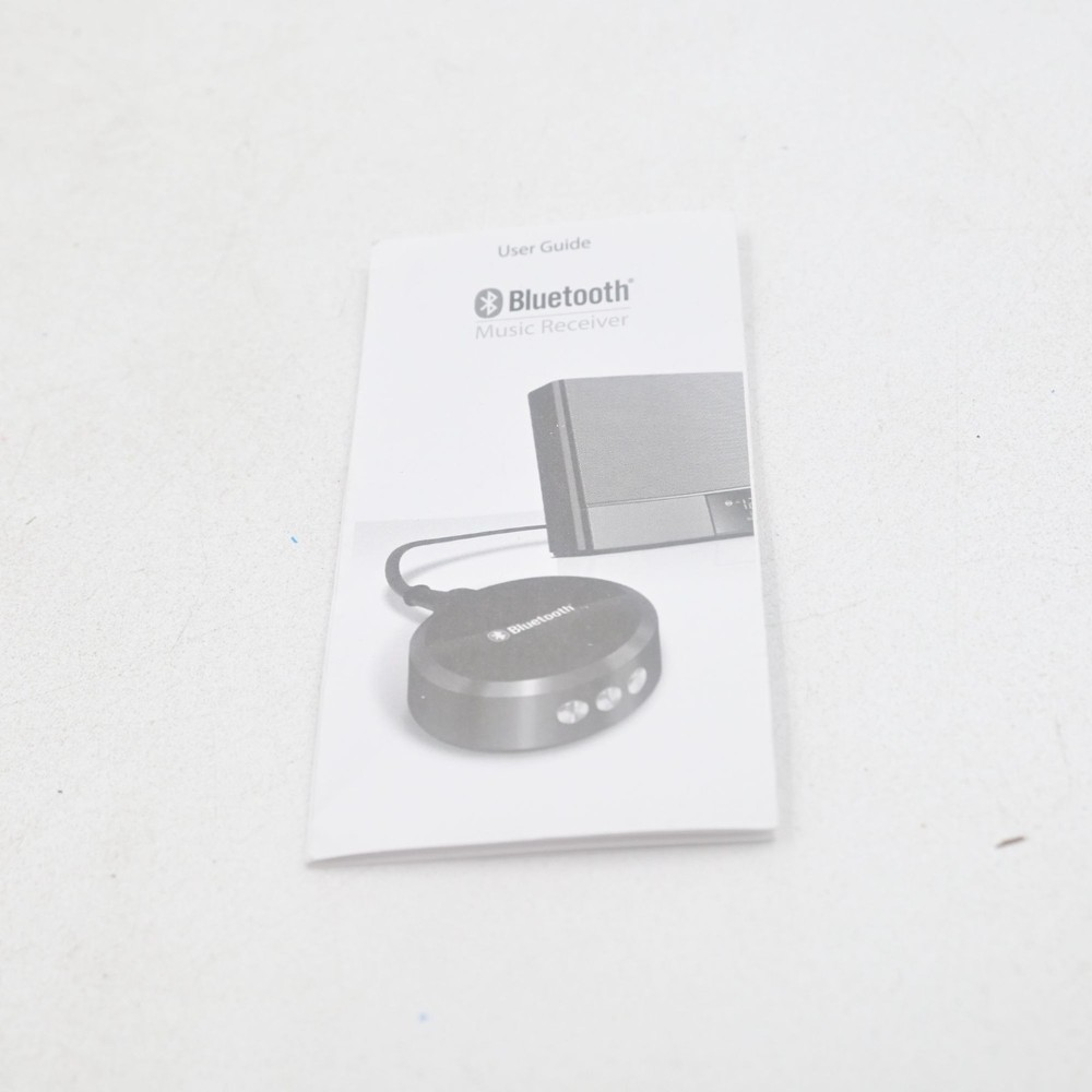 Blackweb BWA15AV163 Bluetooth Music Receiver