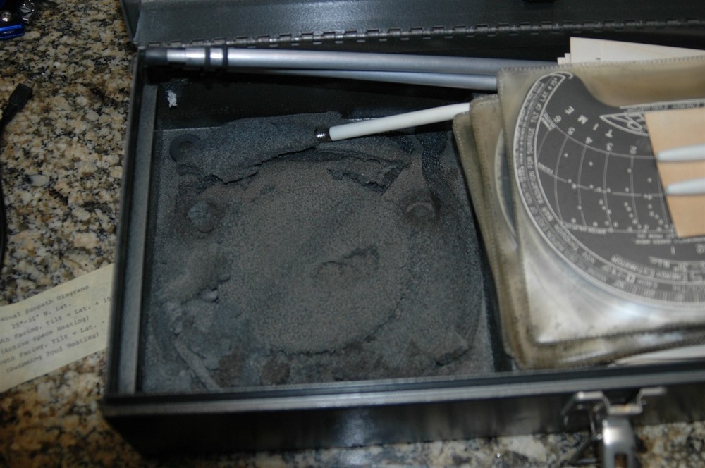 SOLAR PATHFINDER - THE SOLAR ENERGY SYSTEM EVALUATOR ANALYSIS KIT WITH CHARTS