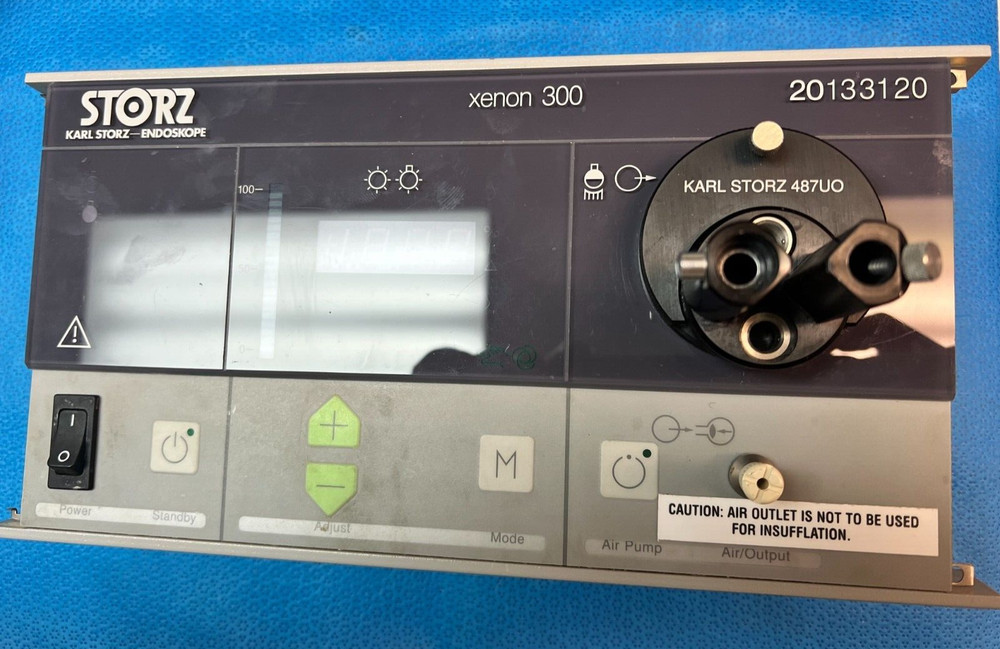Karl storz 20133120 light source Xenon 300 front panel (E216)