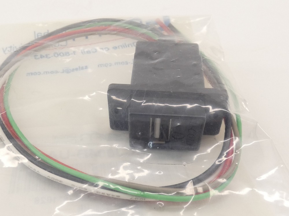 L-Com ECJ504B-UA USB Connector Jack - NEW Surplus!