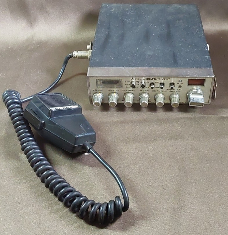 Cobra 29LTD Classic 40 Channel CB Radio Vintage #4 W/MICROPHONE-UNTESTED