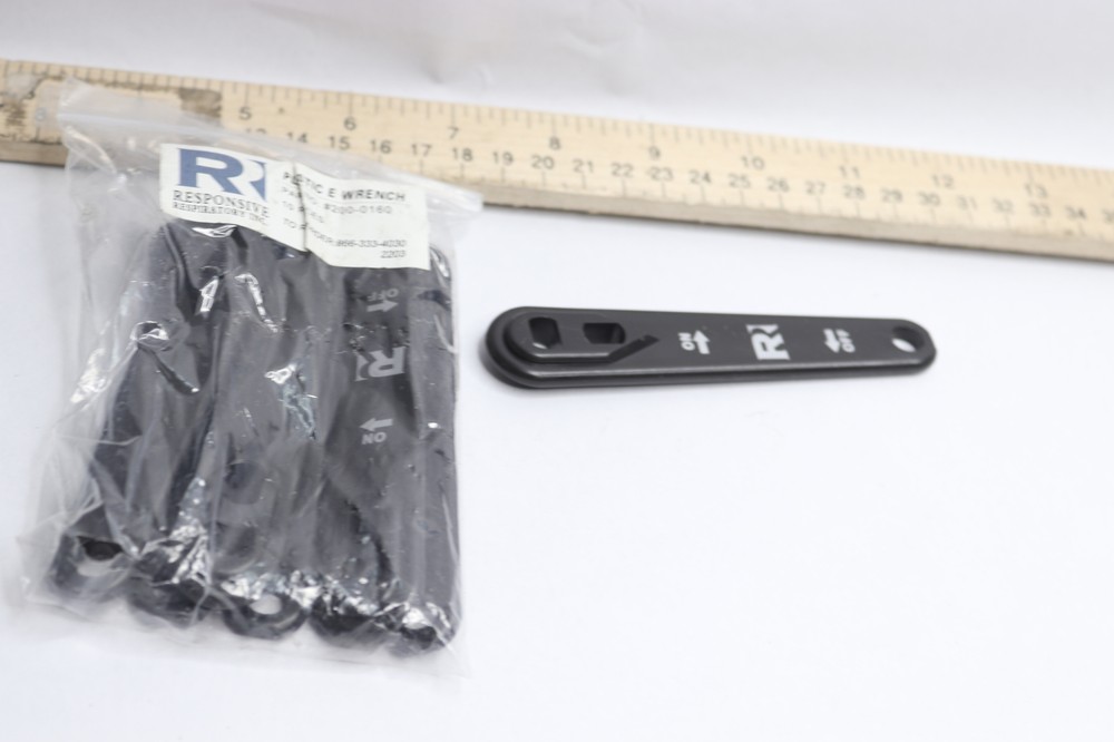 (10-Pack) E Cylinder Plastic Wrench: On/off & Arrows 200-0160