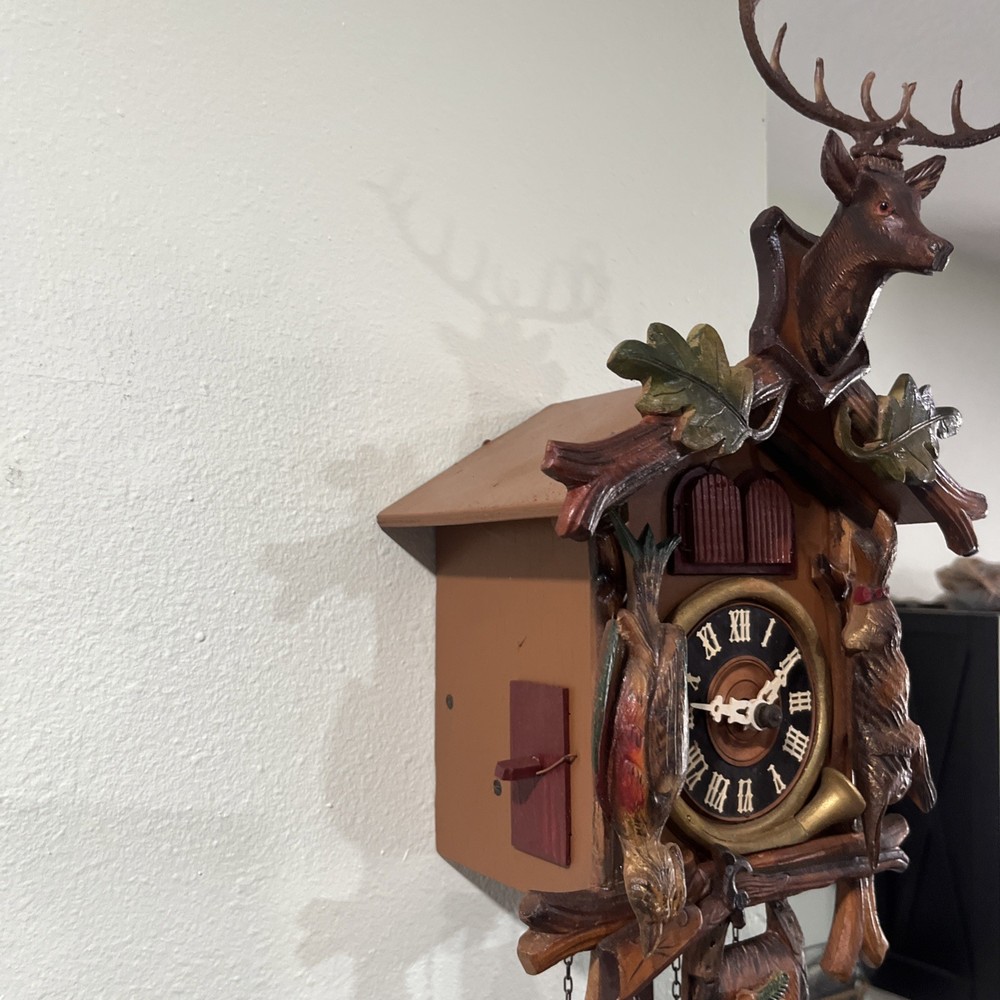 Black Forest Cuckoo Clock Deer-head in working order.