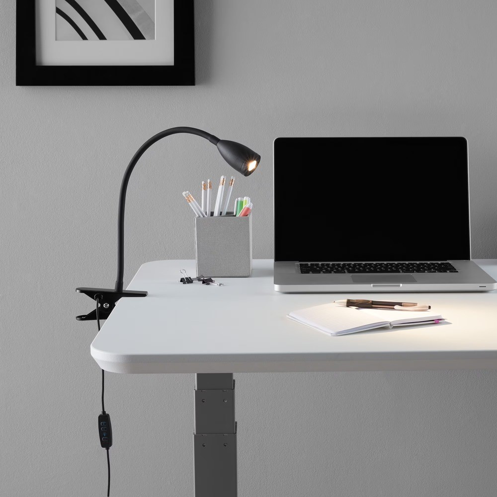 13" LED USB-Powered Dimmable Clip-on Task Lamp, Black
