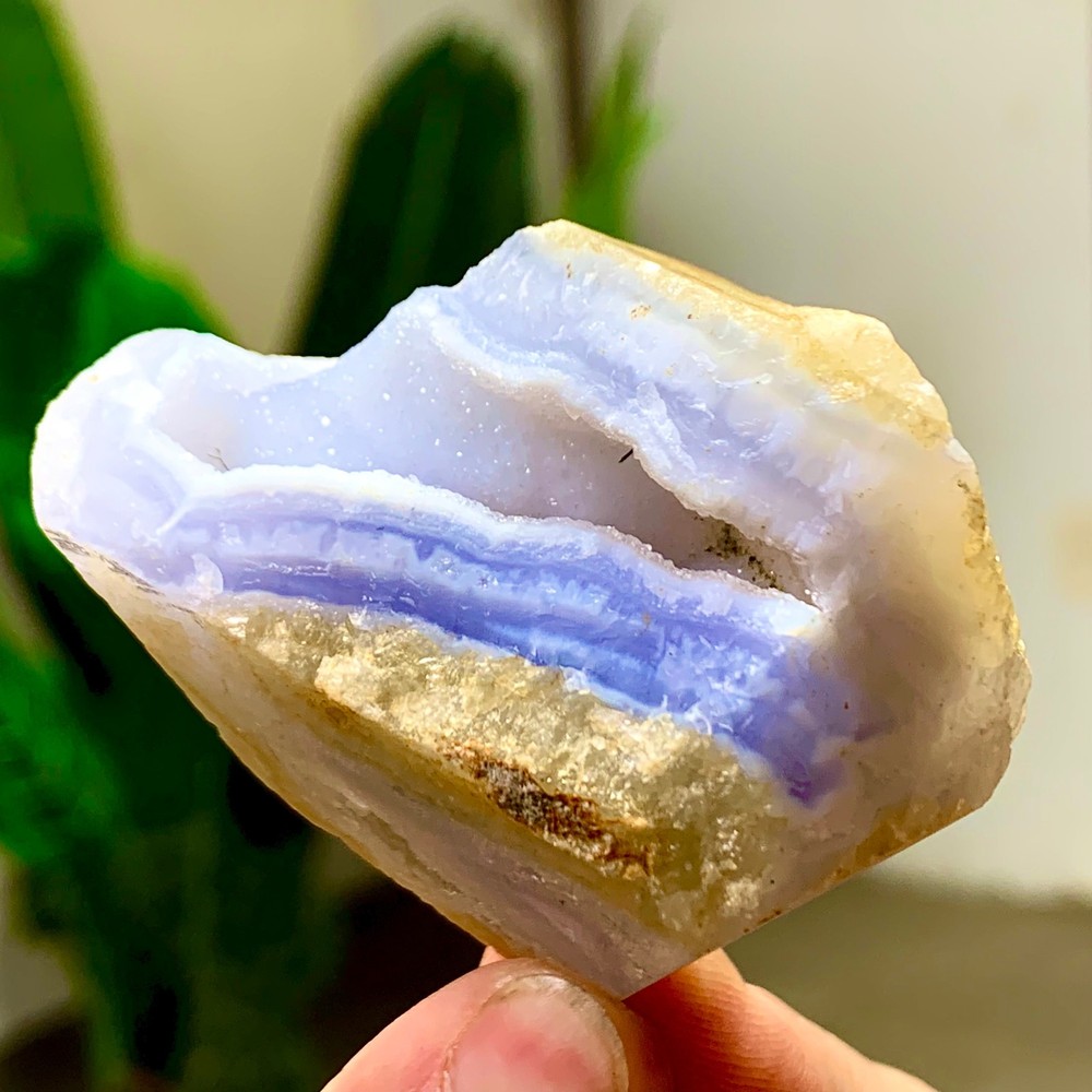 68GNatural Blue striped agate Crystal Chunks piece form Mineral Specimens