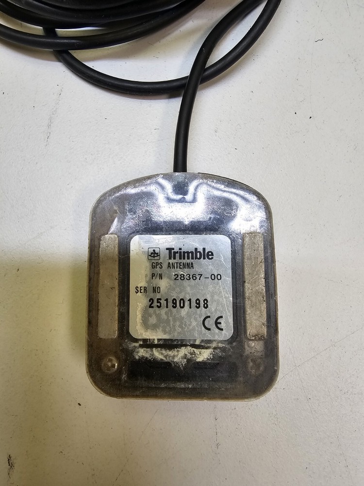 TWO Trimble GPS Antenna 28367-00