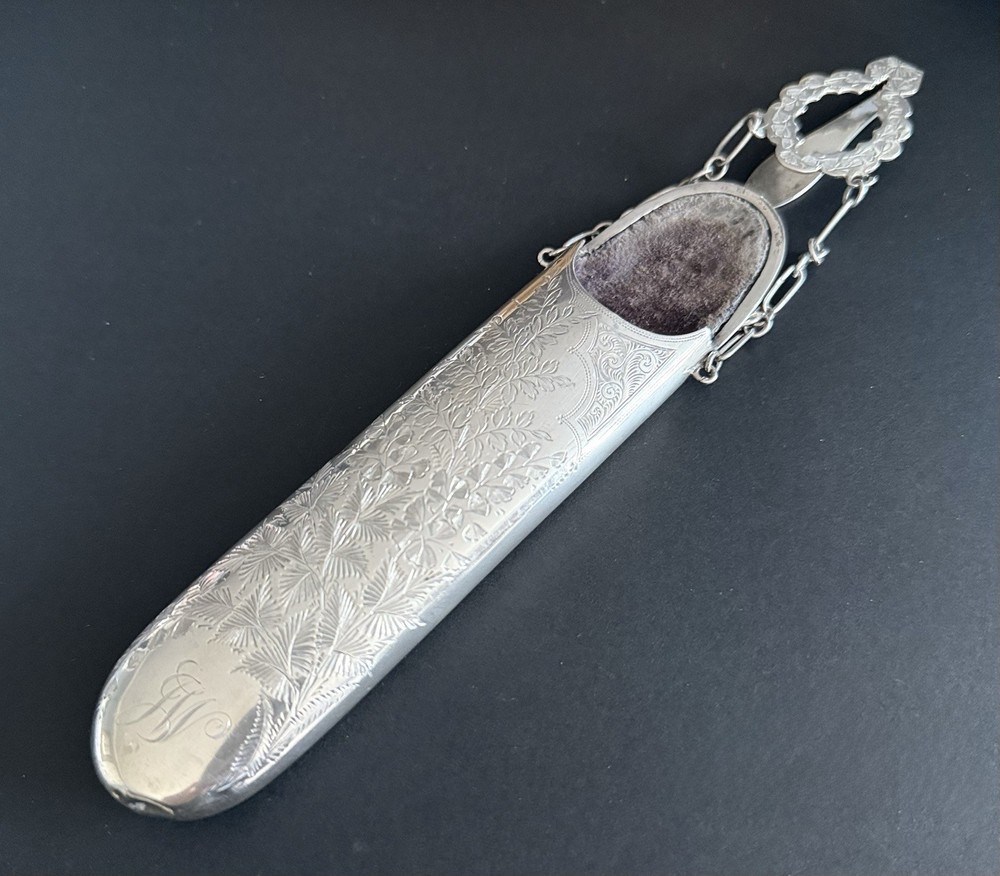 Victorian sterling silver spectacles chatelaine Colen Hewer 1894  65g