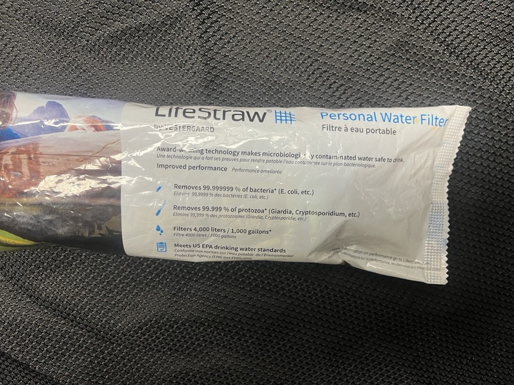 NEW - LifeStraw Personal Water Filter