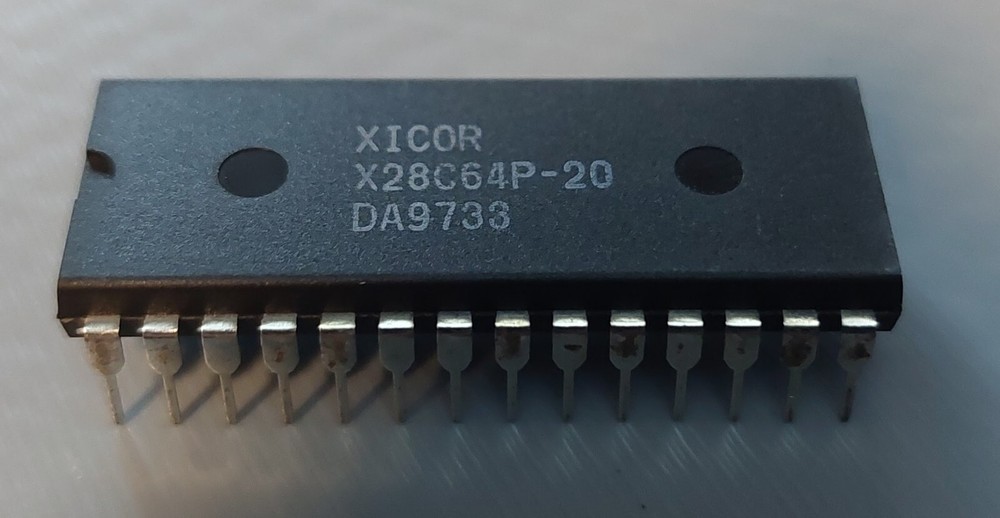 X28C64P-20 EEPROM DIP28