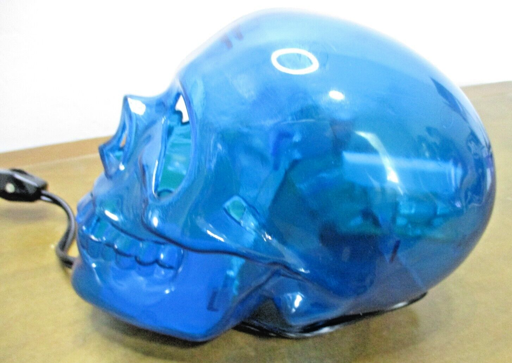 Unique! Strobe Light Skull! Blue Translucent! With Adjustable Strobe! 110 Volt