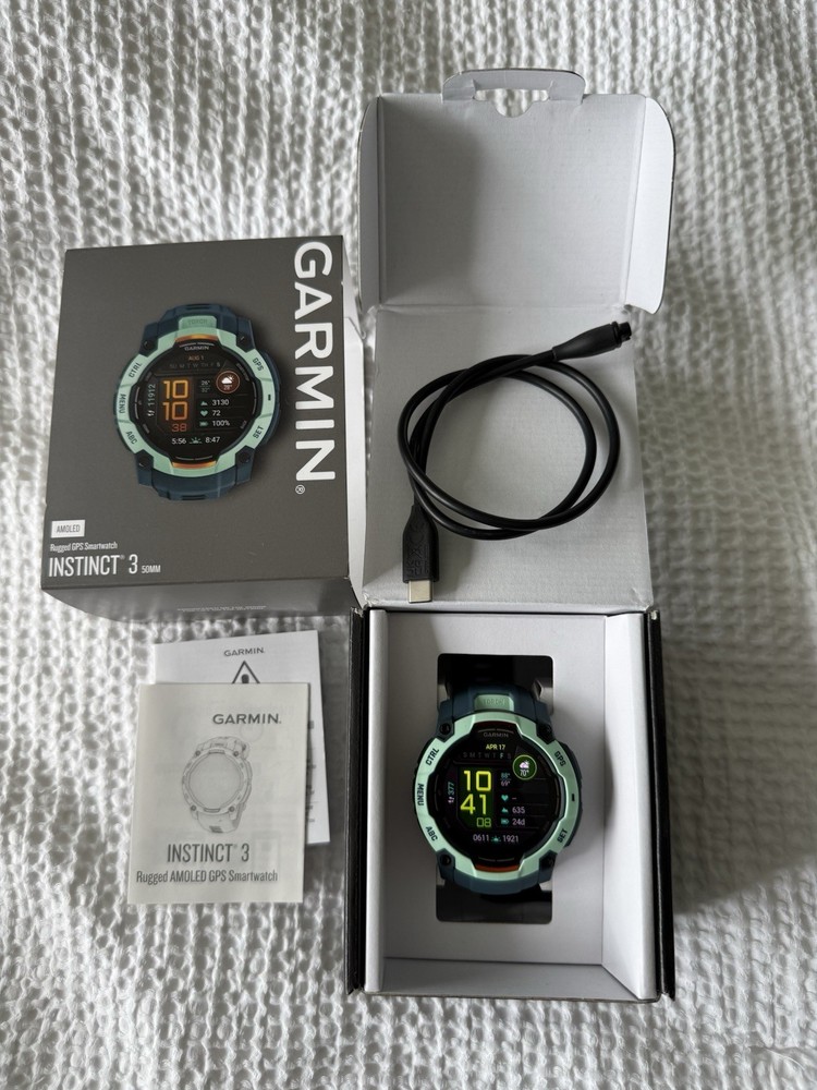 Garmin Instinct 3 AMOLED Display 50mm - Limited Edition