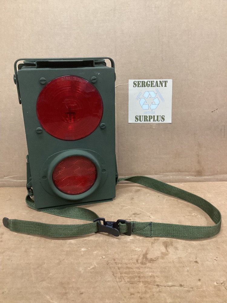 Lantern electric,flasher portable/M88 rec. veh. 6230-00-796-2657