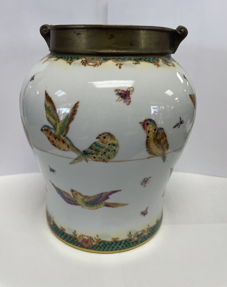 BIRD VASE WITH BRONZE TRIM
