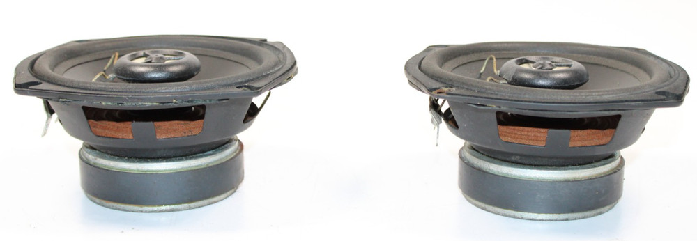 04 Harley Electra Glide Classic FLHTCI Speakers