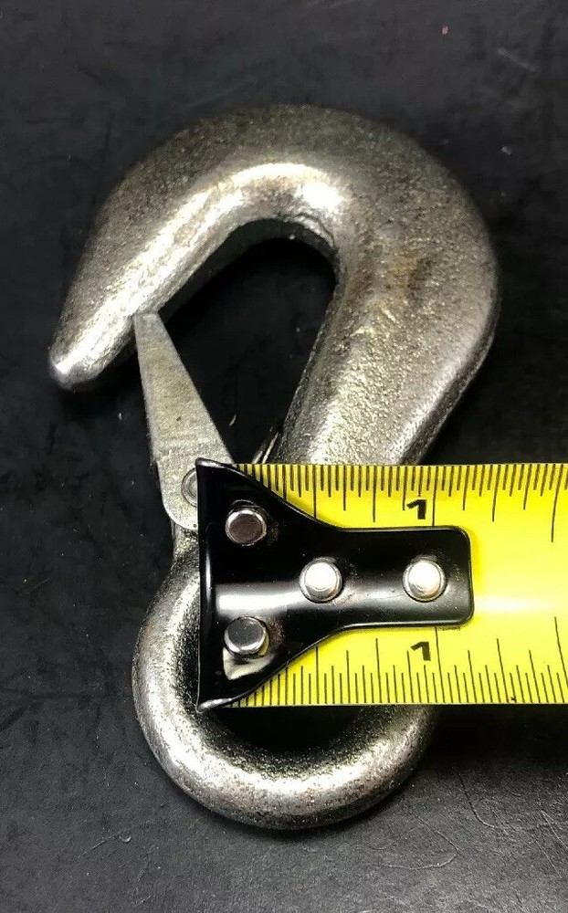 Lifting Snap Hook (Round Eyed)