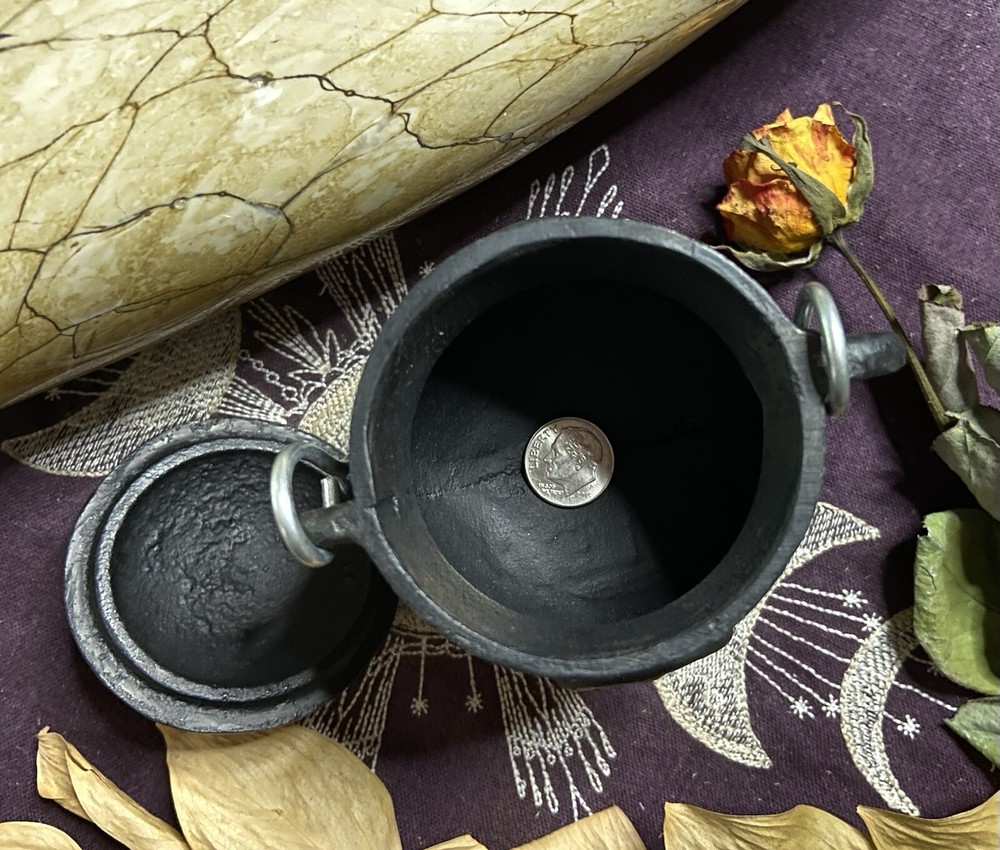 Mini Cast Iron Cauldron With Pentacle, Pagan, Witchcraft, Altar Tools, Voodoo