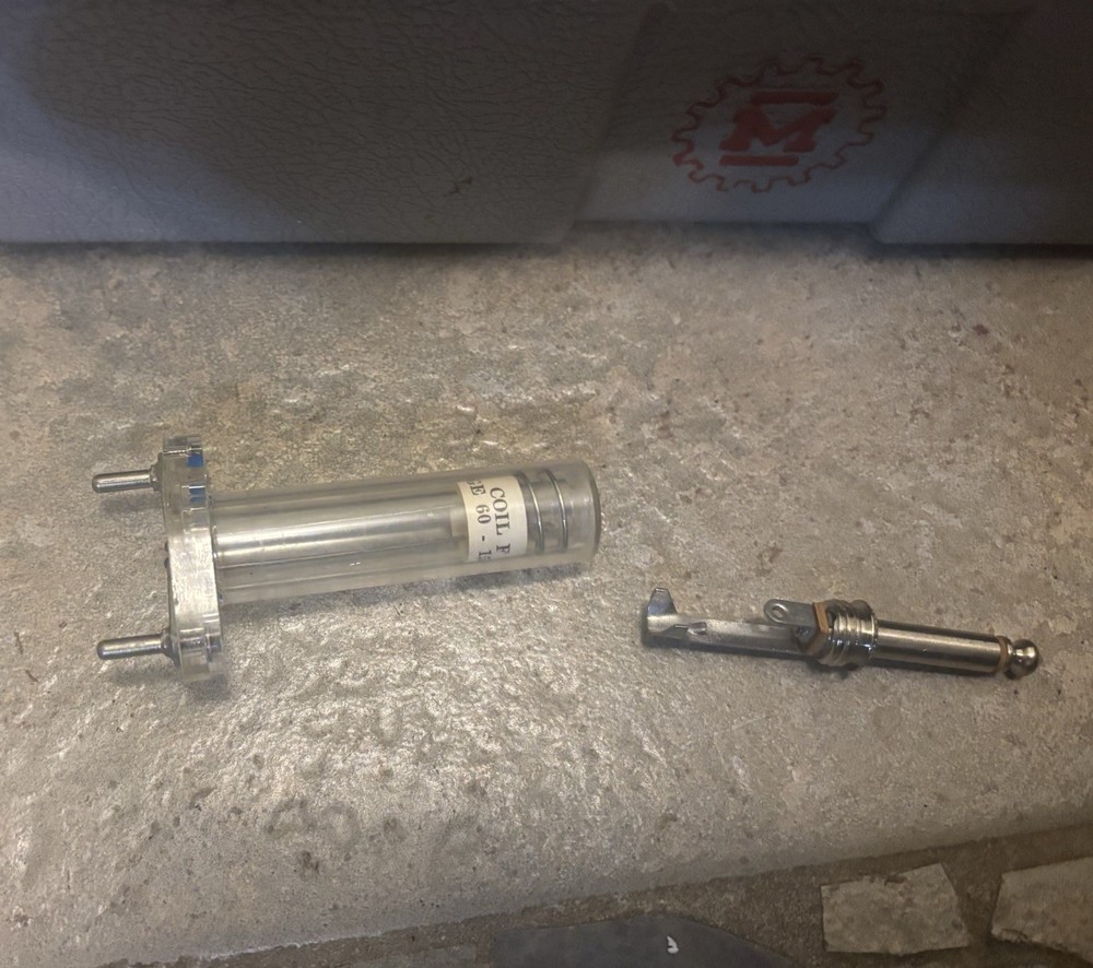 Millen 90651 Solid State Grid Dip Meter w/ 7 Coils, Box