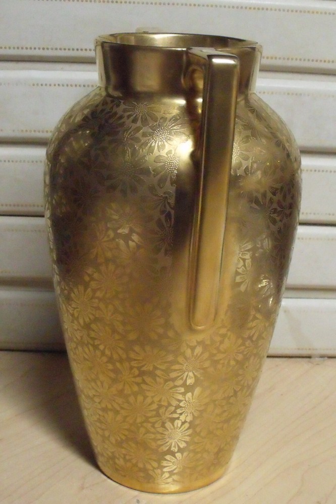 GORGEOUS EDGERTON CZECHOSLOVAKIA 8" DAISY PATTERN GILT VASE