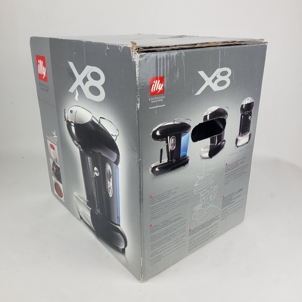 ILLY X8 Espresso Coffee Machine. Color Black