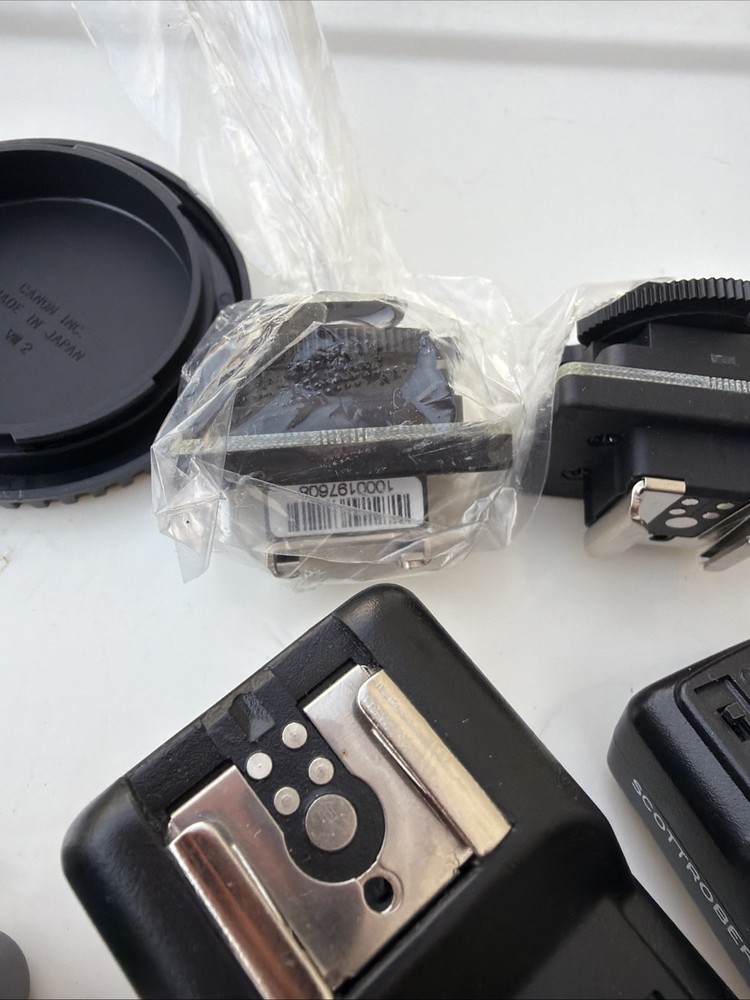 SRs Wireless Flash Trigger Receivers, Remote And Other Camera Lighting Items