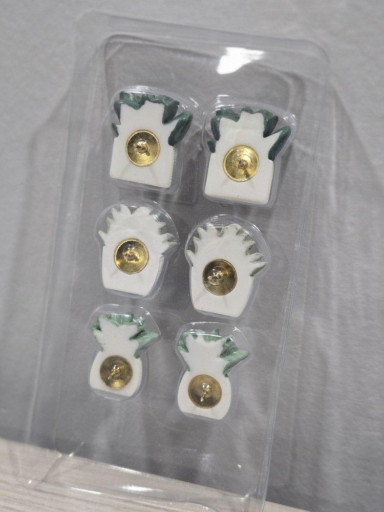6 Pack Miniature Artificial Succulent Push Pins Cork Board Tacks