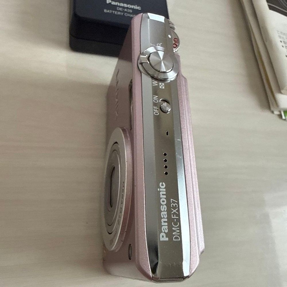 Panasonic DMC-FX37 Pink Digital Camera Compact Used Condition Accessories