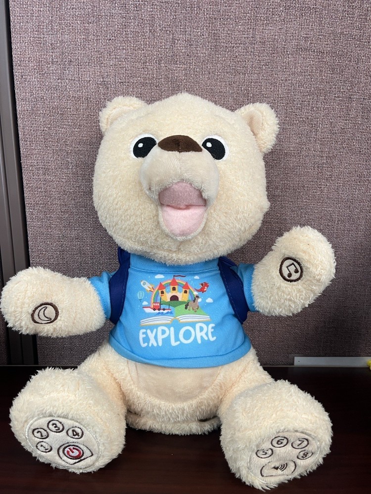 Spark create imagine, interactive learning, bear sings And Lights Up.