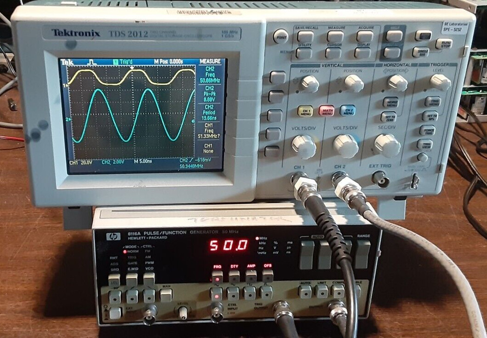 HP8116A 50MHz Pulse Function Generator WORKING 10V p-pk into 50 Ohm Progammable