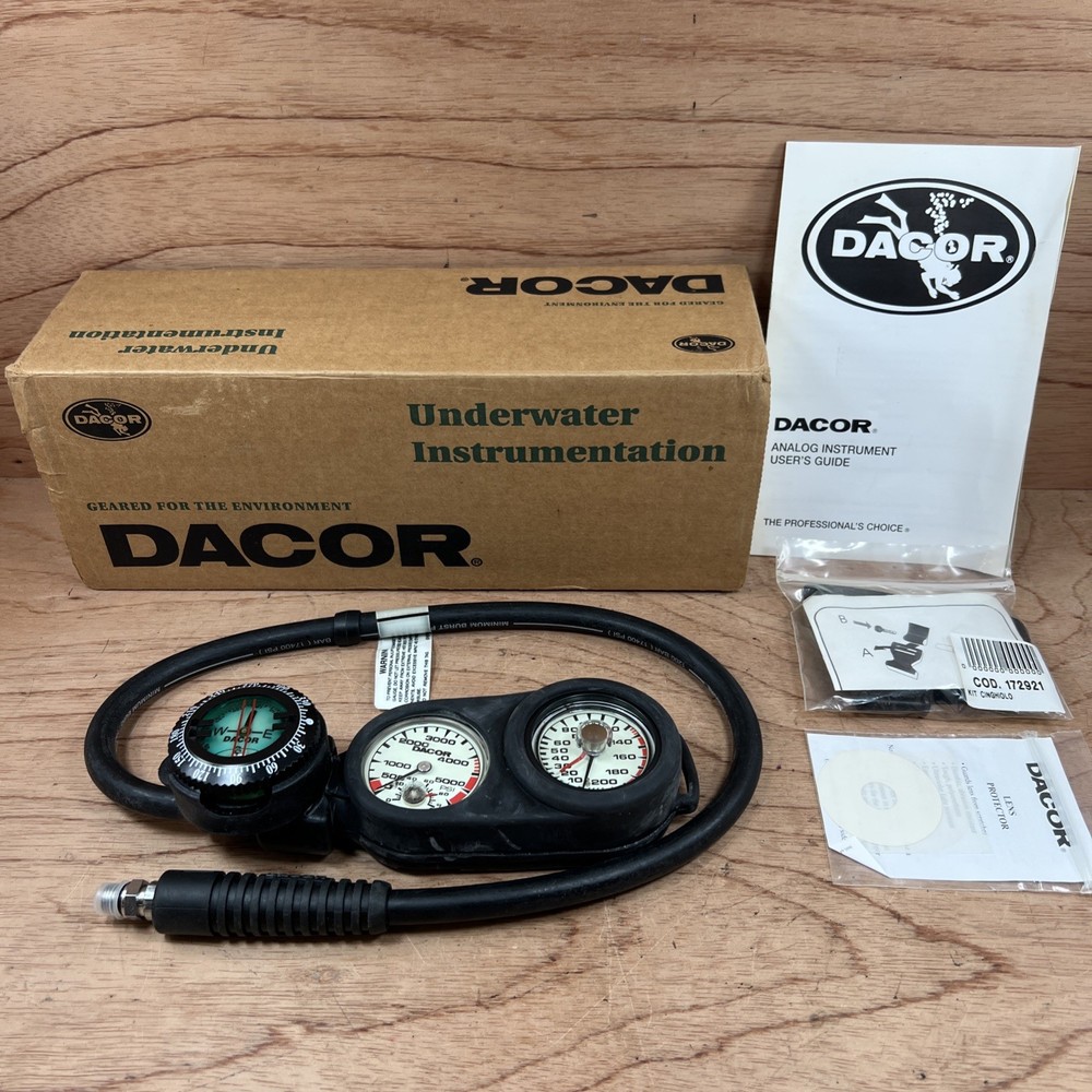 Dacor Console Gauge Analog - Depth 200 FT - 5000 PSI Compass