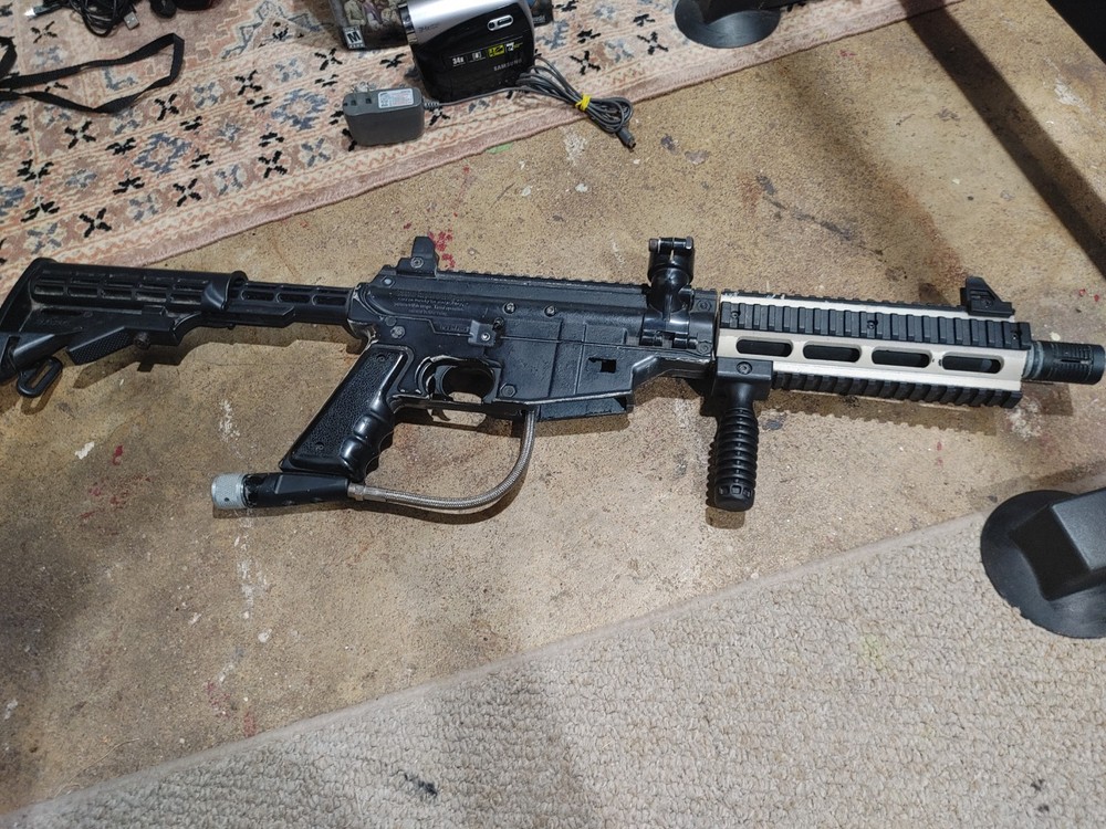 Tippmann US Army Project Salvo Paintball Gun