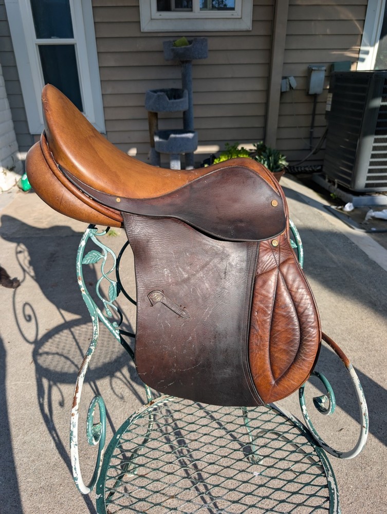 Frank Baines Eclipse English GP Saddle - 18" Seat Medium Wide Tree