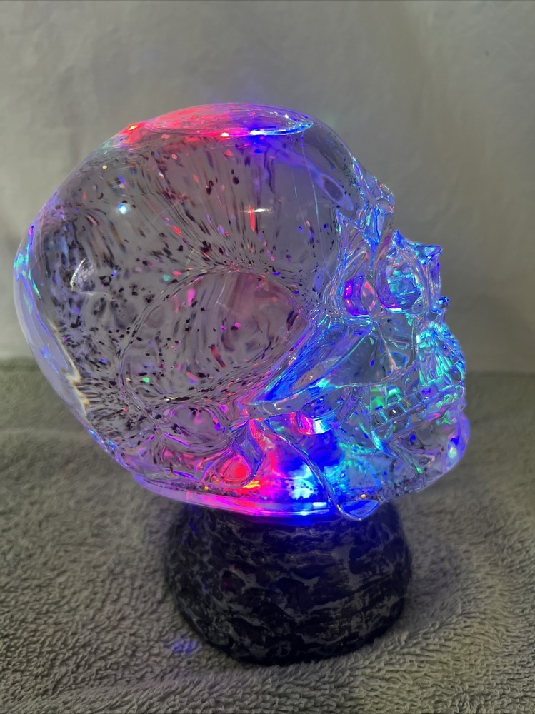 Halloween Crystal Skull LED Lighted Snow Globe. Automatic Glitter Shaking. S4