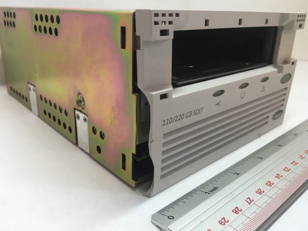 COMPAQ TR-S12XA-CA 110/220 GB SDLT LIB DRV LVD